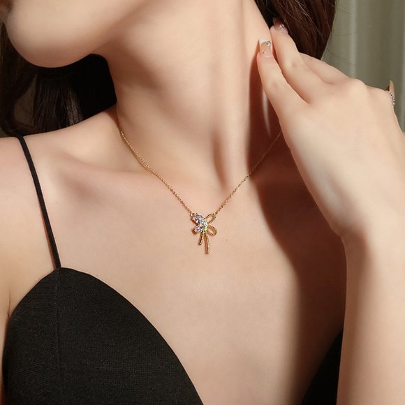 GOLICC Bow Necklace - Picture 9 of 9